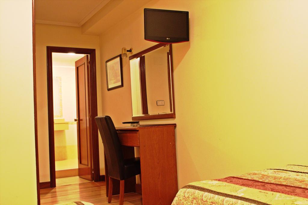 Hotel San Glorio Santander Room photo